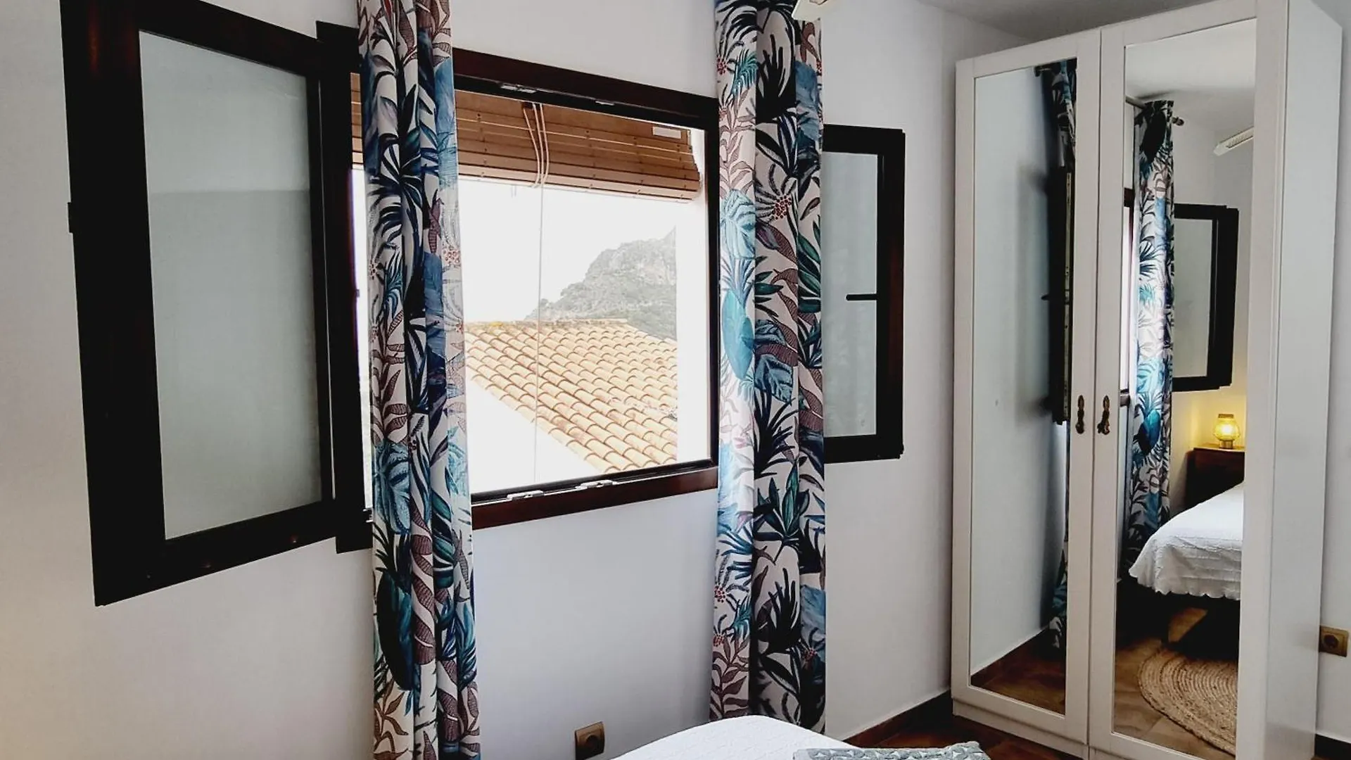 Holiday home Casares Castle View Villa