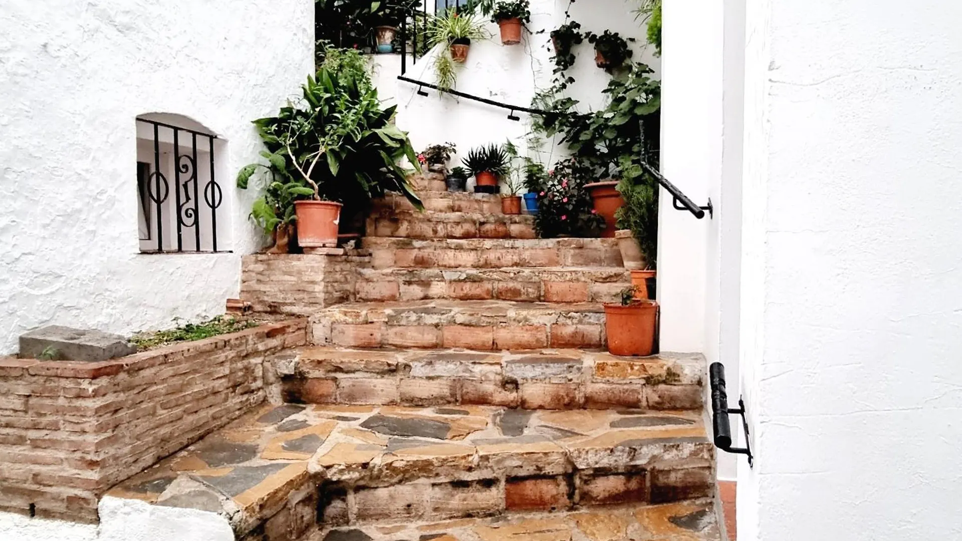 Casares Castle View Villa 0*,